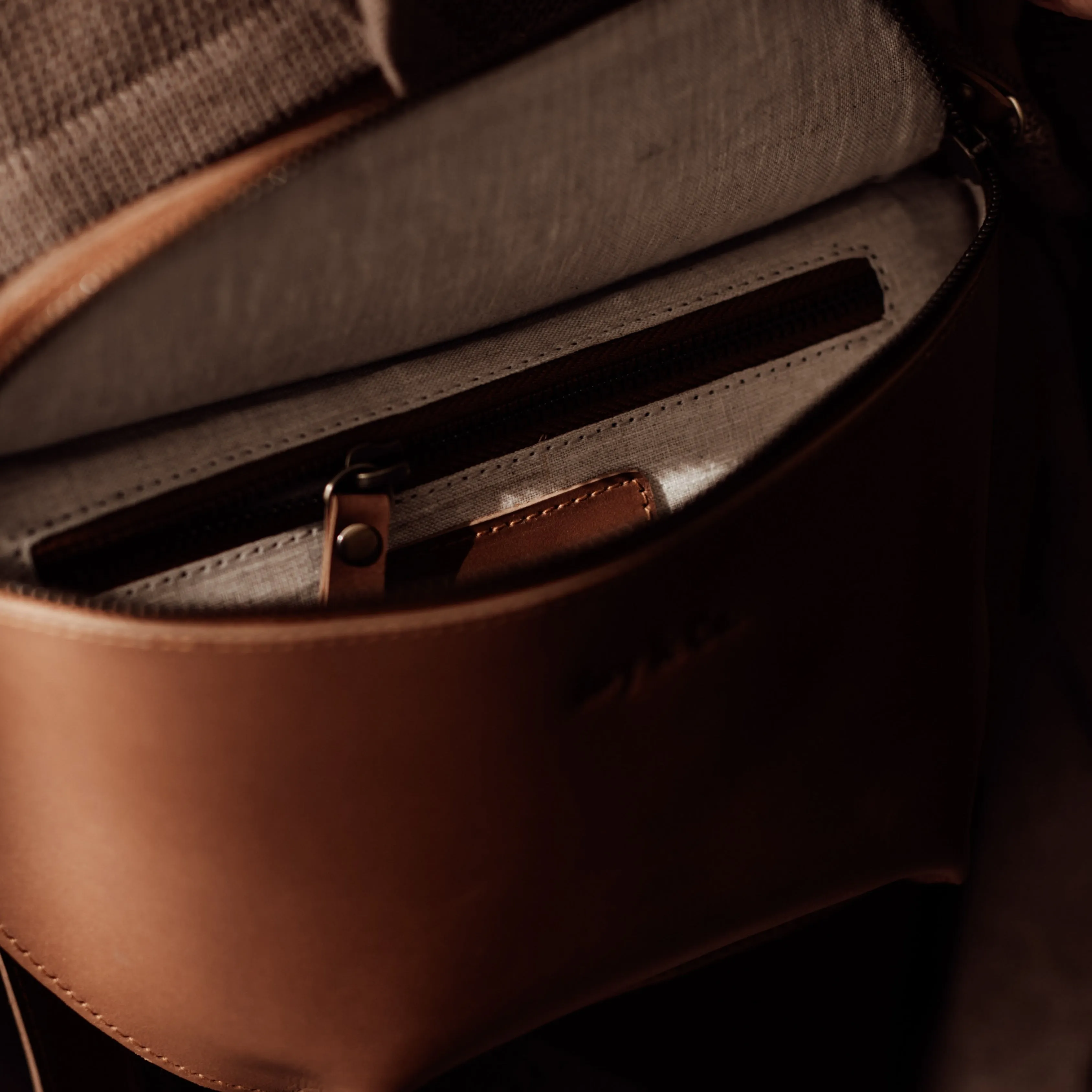 ARCHER - TAN Belt Bag