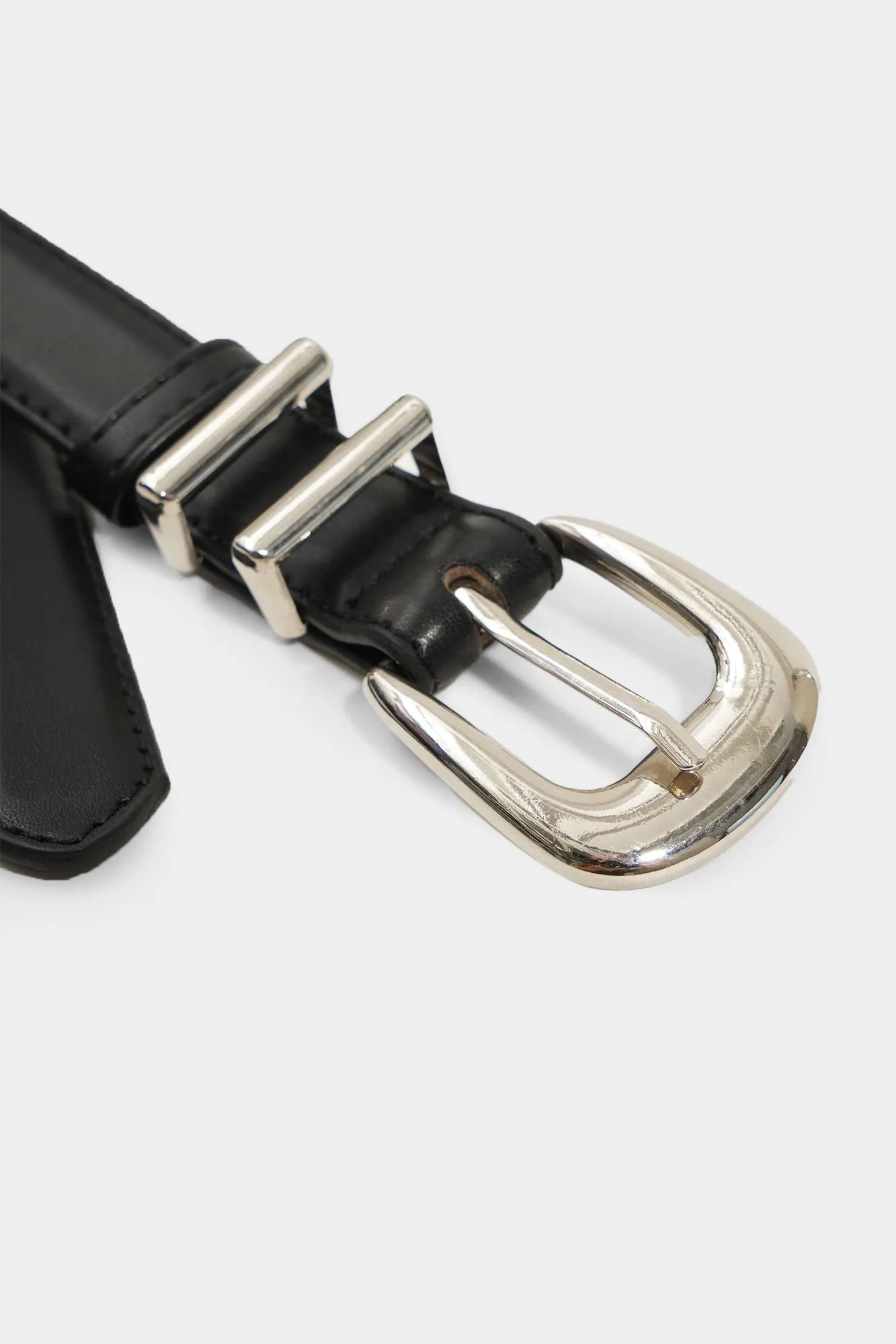 Buckled Regular Belt