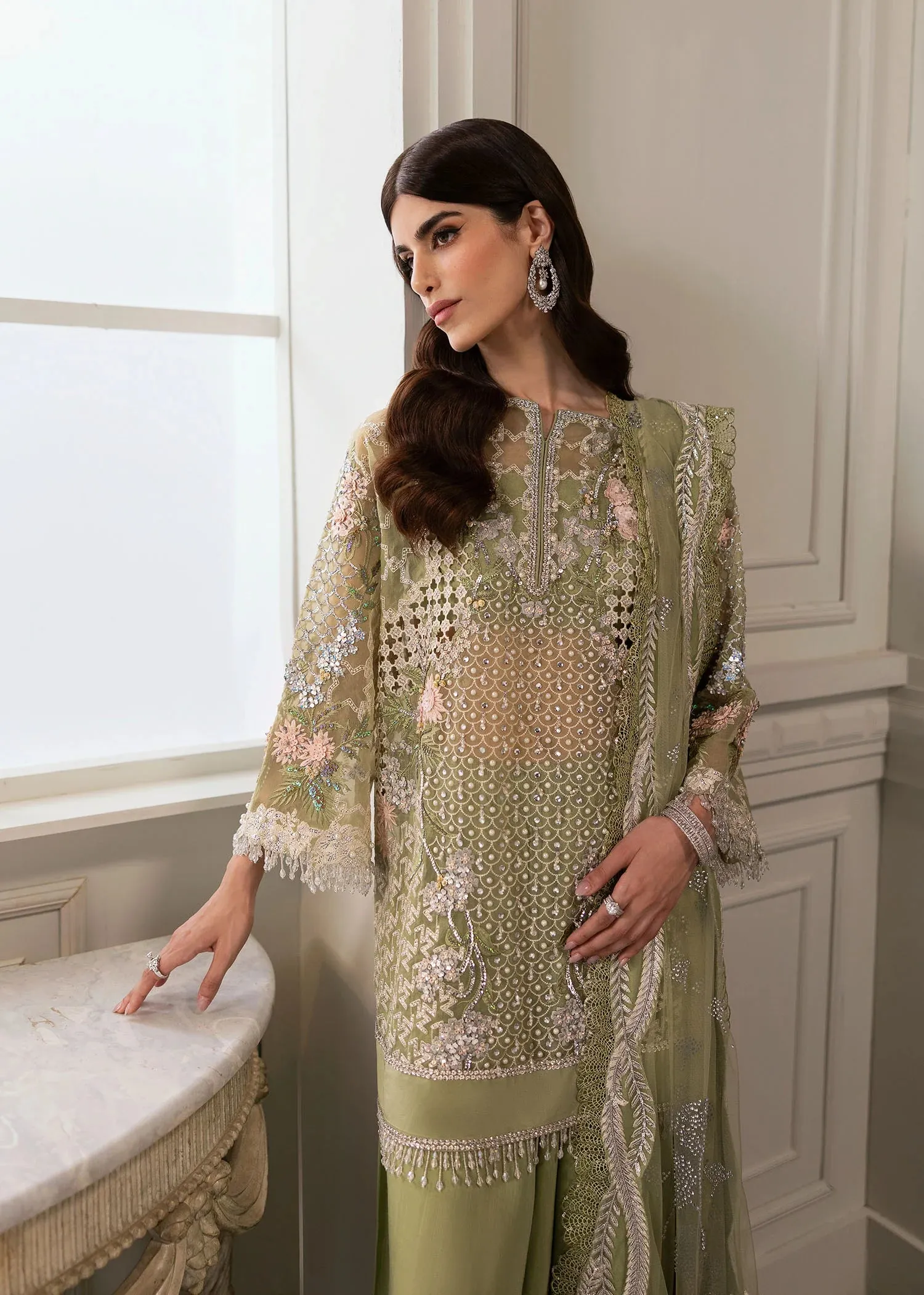 Crimson By Saira Shakira – Sparkle Cascade – D3