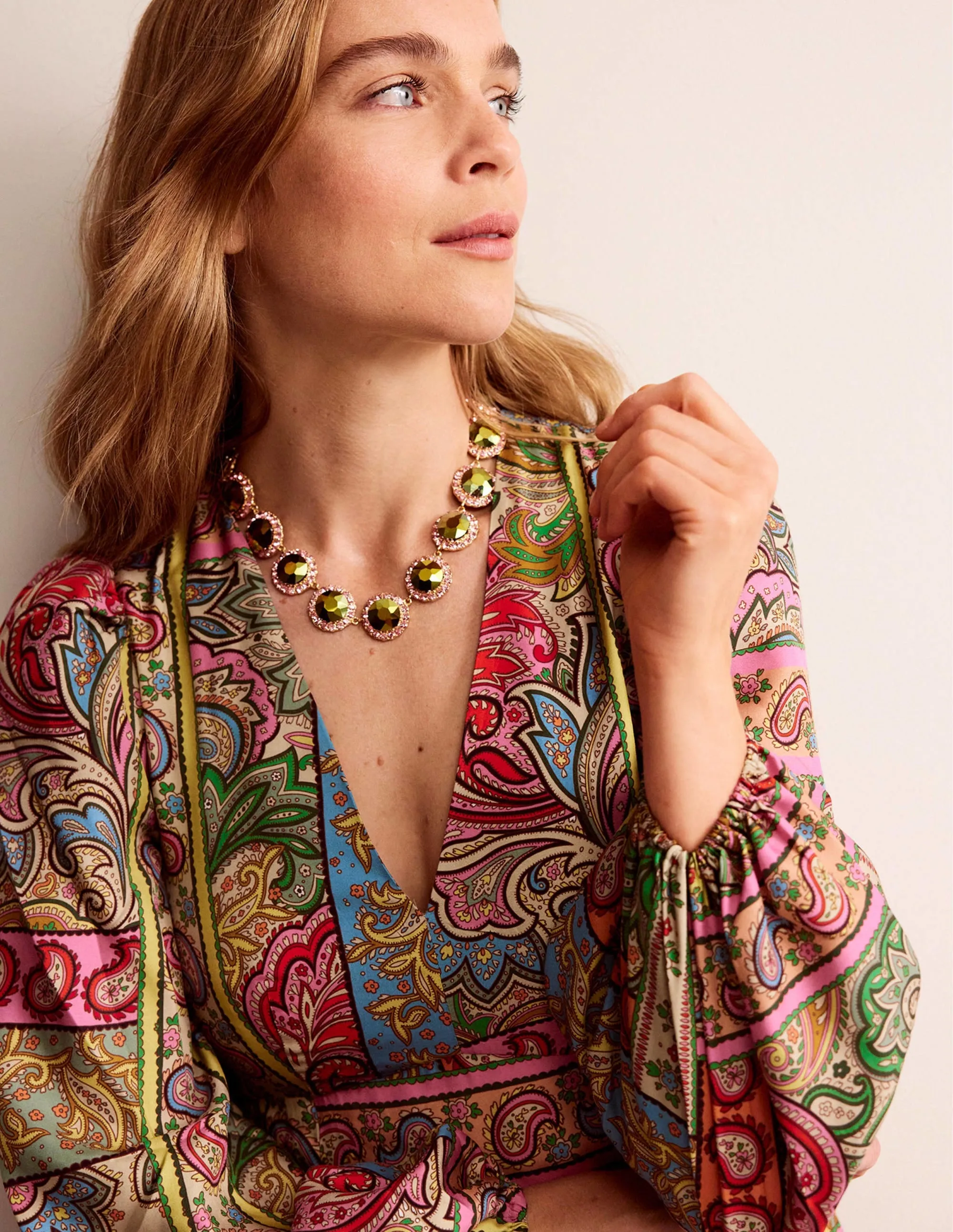 Embellished Flower Necklace-Green