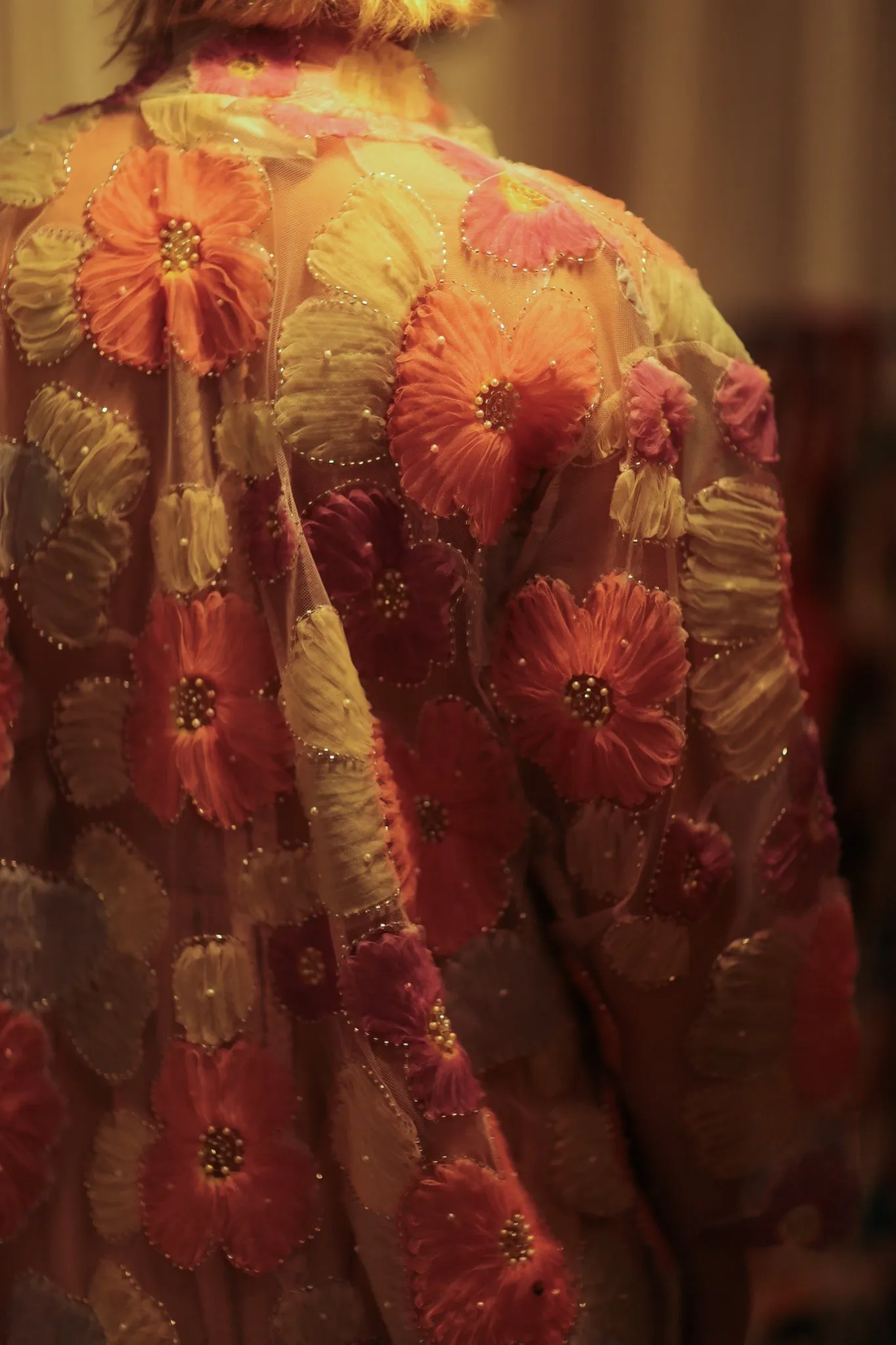 FLO SEQUINED EMBROIDERED SHORT KIMONO PINK