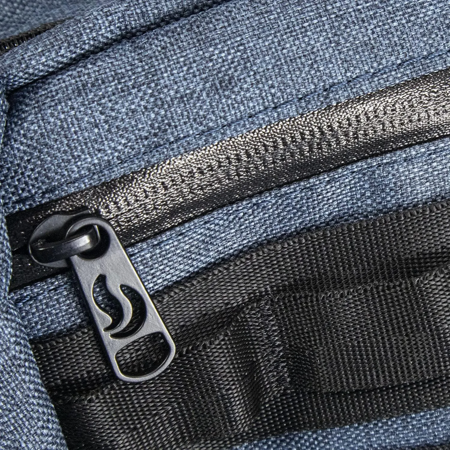 Kross Smell Proof Fanny Pack Hipster Bag w/Combo Lock (Gray)