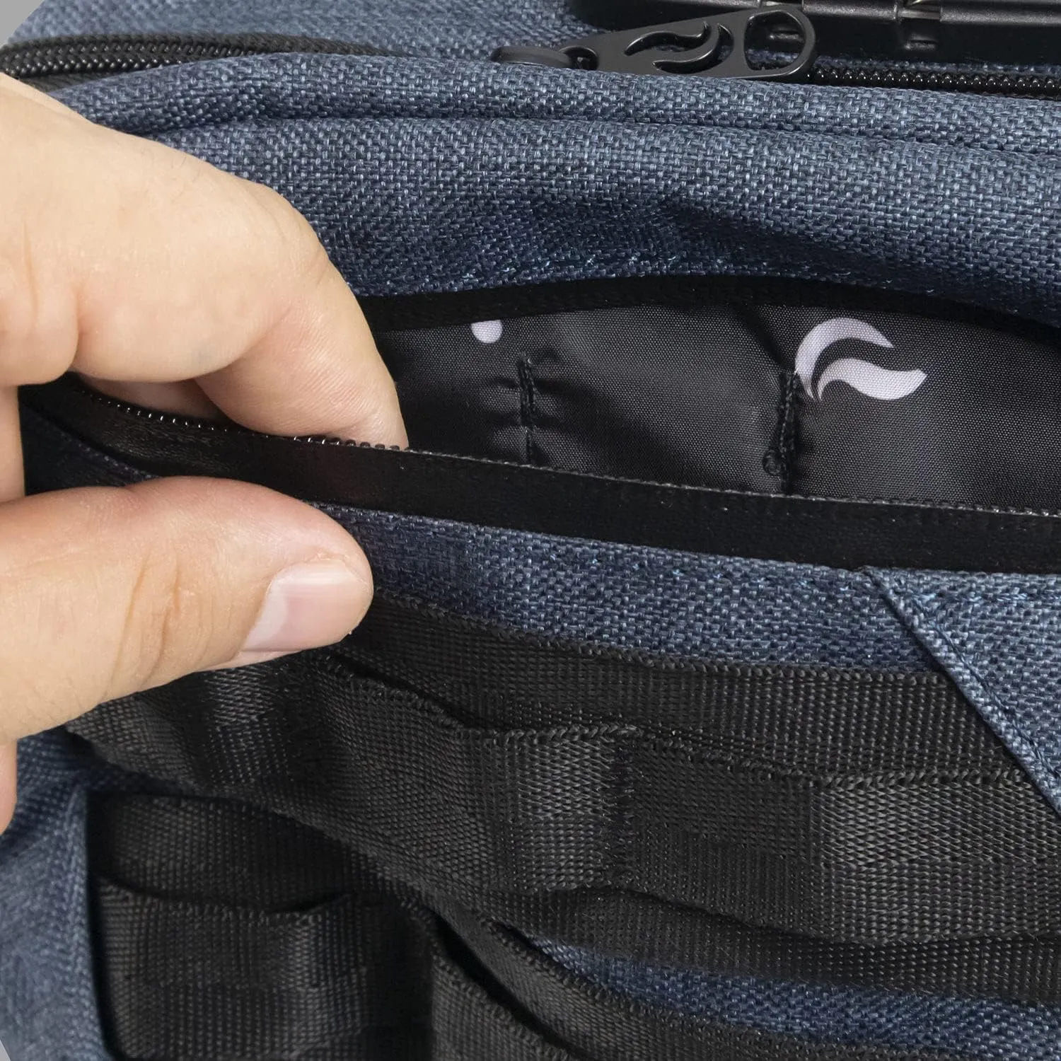 Kross Smell Proof Fanny Pack Hipster Bag w/Combo Lock (Gray)