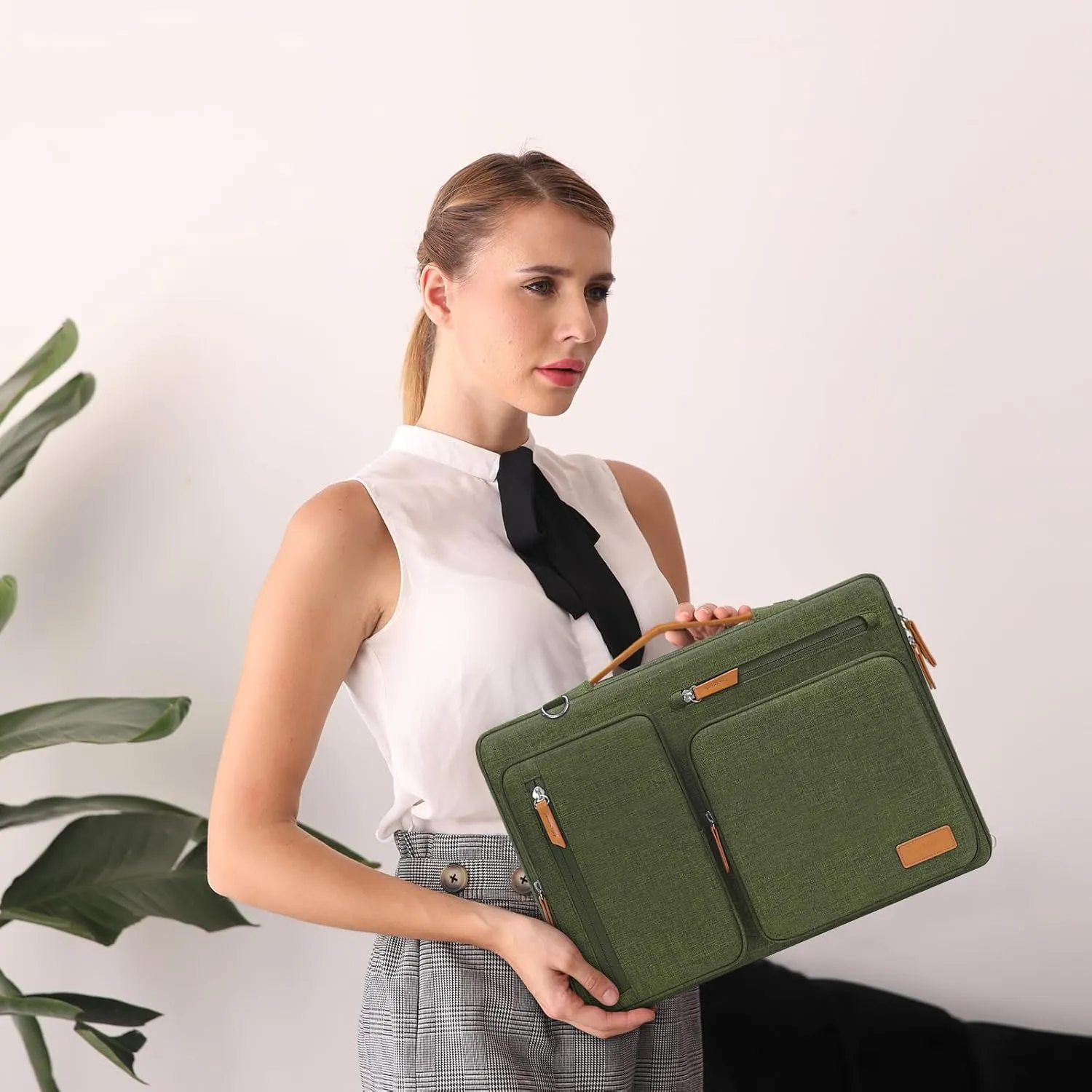 MOSISO 360 Protective Laptop Shoulder Bag,14 inch Computer Bags Compatible with MacBook Air 15 inch M4 M3 M2/Pro A1990 A1707,Side Open Messenger Bag with 4 Zipper Pockets, Olive Green