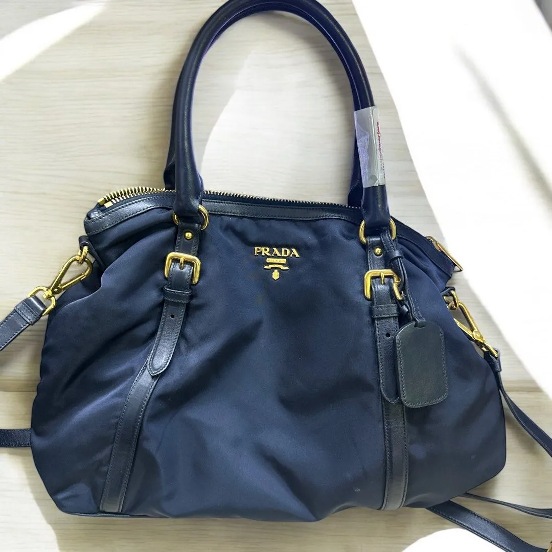 Prada Nylon Tote Handbag (H29 x L34 x W16 cm)