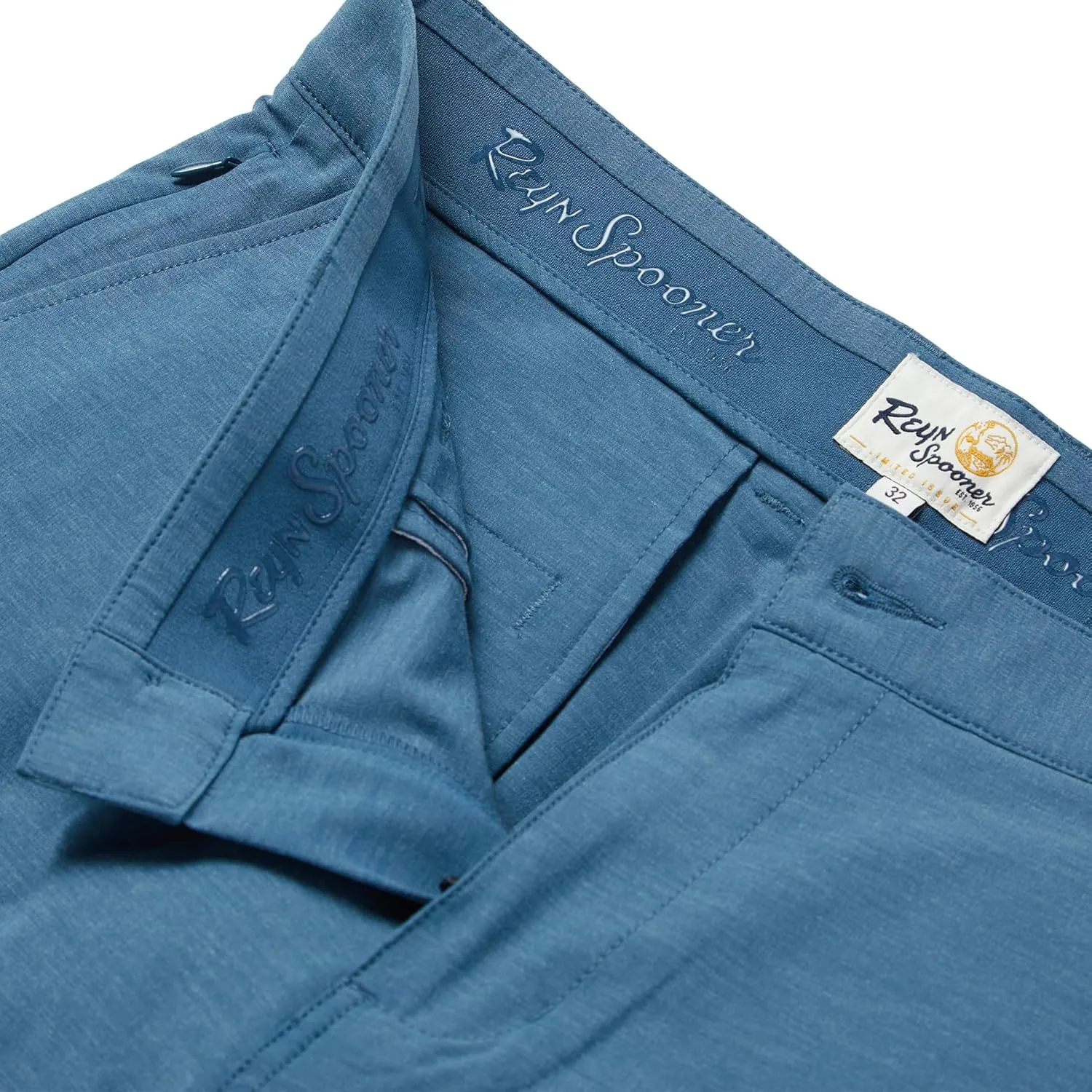 Reyn Spooner Aloha 'Āina Men's Performance Shorts