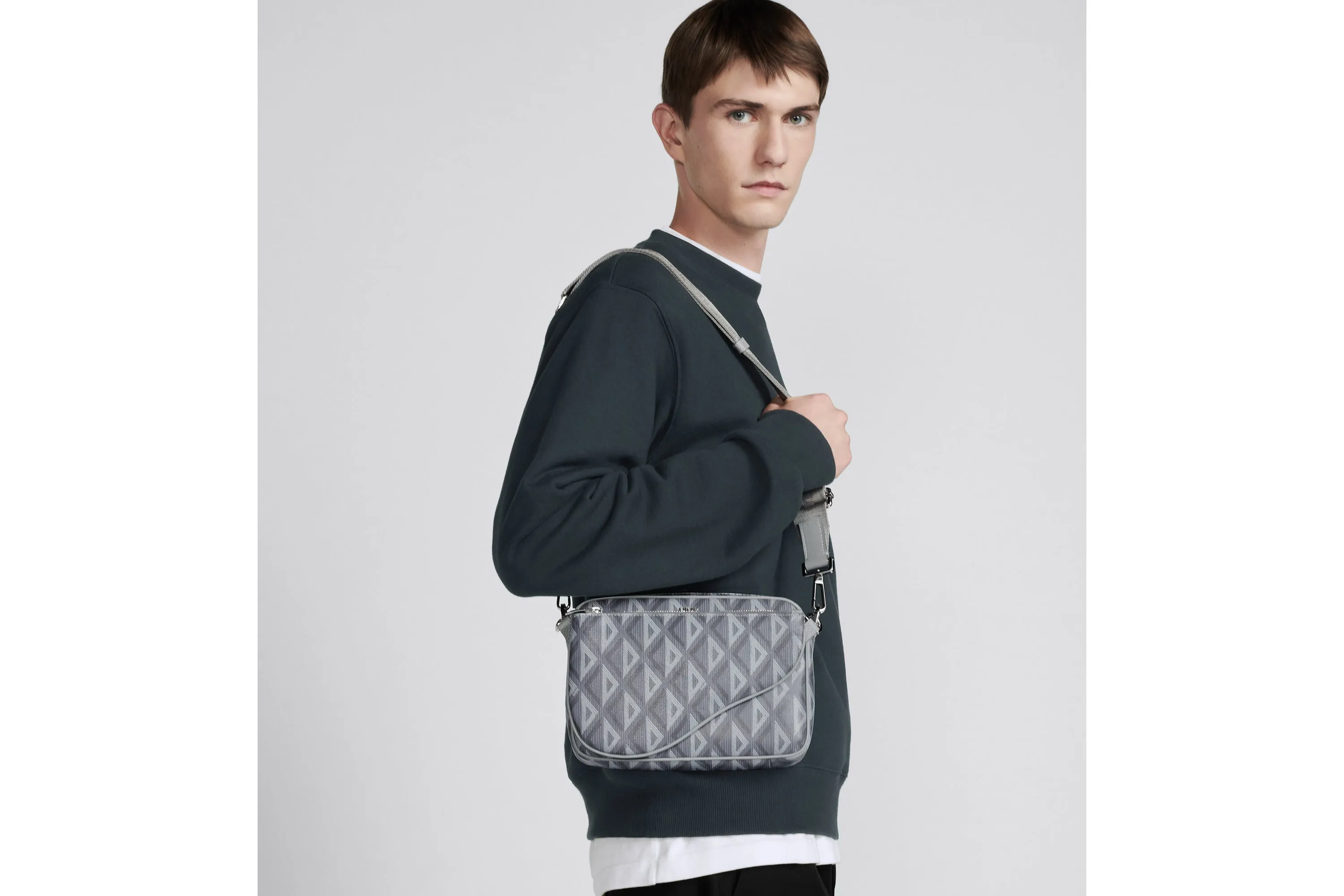 Saddle Triple Pouch • Dior Gray CD Diamond Canvas