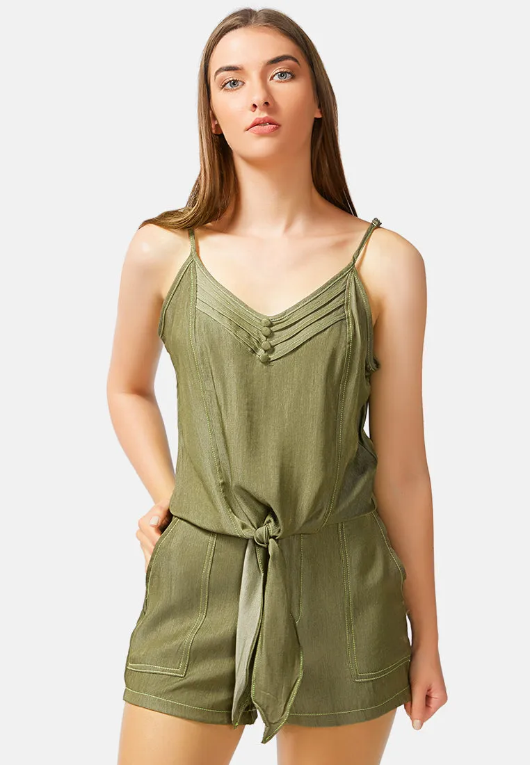 Shorts In Contrast Seam