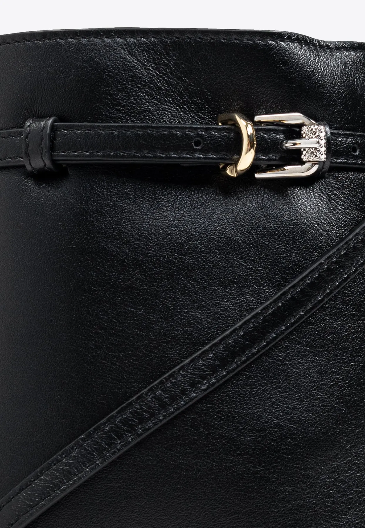 Voyou Phone Holder in Calf Leather