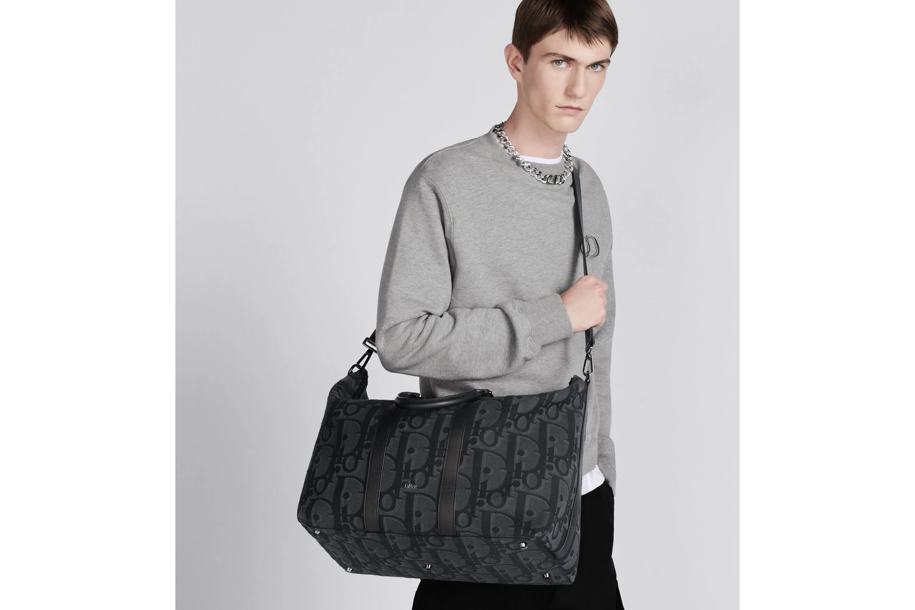 Weekender 40 Bag • Black Maxi Dior Oblique Jacquard