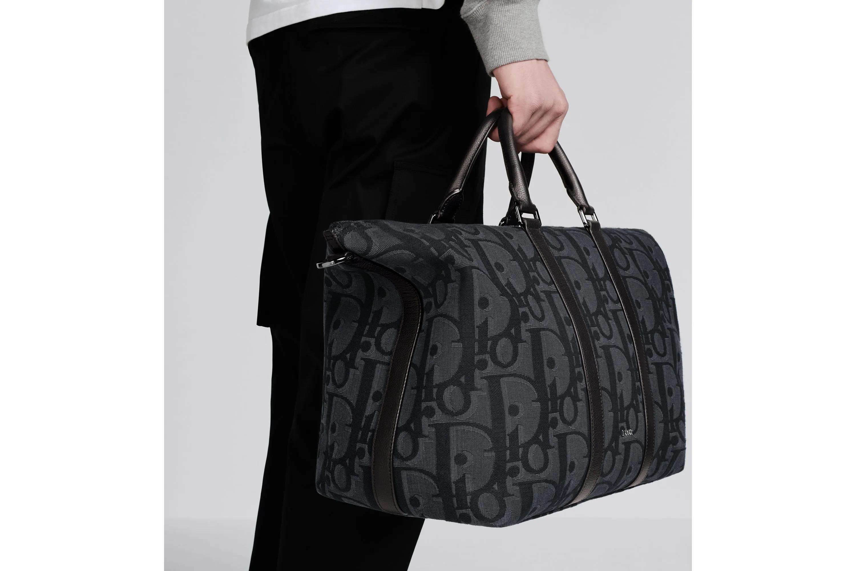 Weekender 40 Bag • Black Maxi Dior Oblique Jacquard